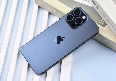 罗城苹果维修点分享iPhone 15 Pro Max屏幕更换全新实操风险 
